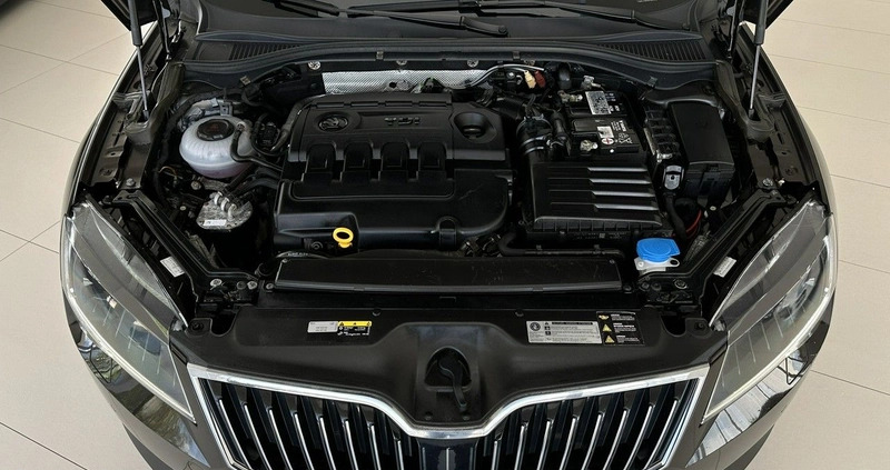 Skoda Superb cena 99900 przebieg: 135160, rok produkcji 2019 z Mogilno małe 781